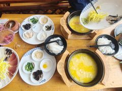 -桥香园过桥米线(国贸店)