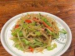 皱皮椒土豆丝-云海肴·汽锅鸡·云南菜(美罗城店)