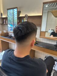 -MARTIN'S BARBER SHOP男士理发馆