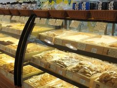 -光明牛奶棚(南泉店)