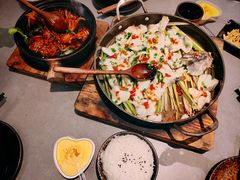 -不二啫·广府啫啫煲(江燕路万科里店)