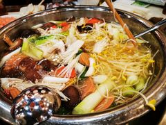 -朱氏胖子烂火锅(洪崖洞店)