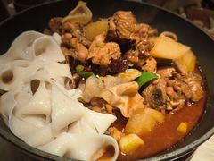 沙湾大盘鸡-耶里夏丽·新疆菜·28年喀什老馆(田林东路店)