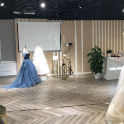 点击看大图 店铺-Lady Jane高端婚纱礼服馆