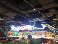 -亚马逊环球美食百汇(新城吾悦广场店)