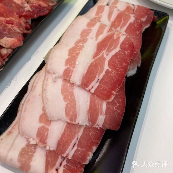 杨阳府告庄食膳星光美食城档口炭火烤肉