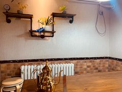 卡座-歹歹的加个面过油肉拌面