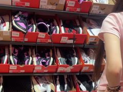 -NIKE上海青浦优选体验店