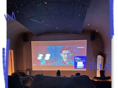 -涨巢·潮玩水疗局