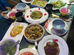 -忘忧草融合私房菜(红鼎国际店)