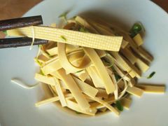 香椿芽拌豆腐-小江南(高新天泺路店)