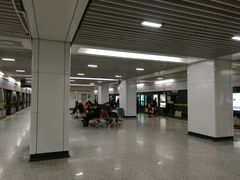 -常熟路(地铁站)