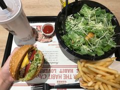 -The Habit Burger Grill 哈比特汉堡(爱琴海店)