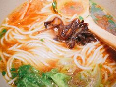 -百春原湖南牛肉粉(百联世纪店)