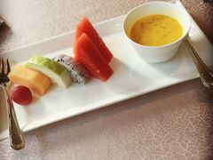杨枝甘露-广州富力丽思卡尔顿酒店·丽轩·粤菜