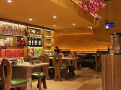 -耶里夏丽·新疆菜·28年喀什老馆(田林东路店)