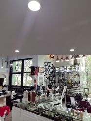 -龙之吻专业刺青·手工耳洞·纹身去色