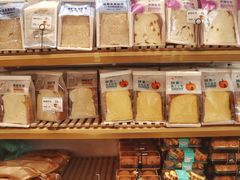 零售区-裕兴烘焙(新桥西路店)