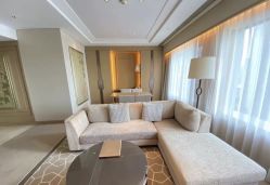 -巍阁高端月子会所