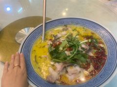 酸菜鱼-旭龙鱼头王(航华店)