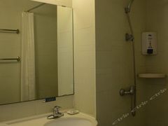 -锦江之星(广州海珠江泰路地铁站店)