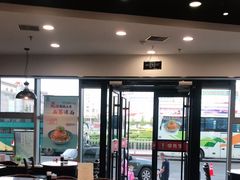 大堂-李先生牛肉面大王(站北广场店)