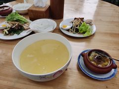 -德致祥云南过桥米线(云天小苑店)