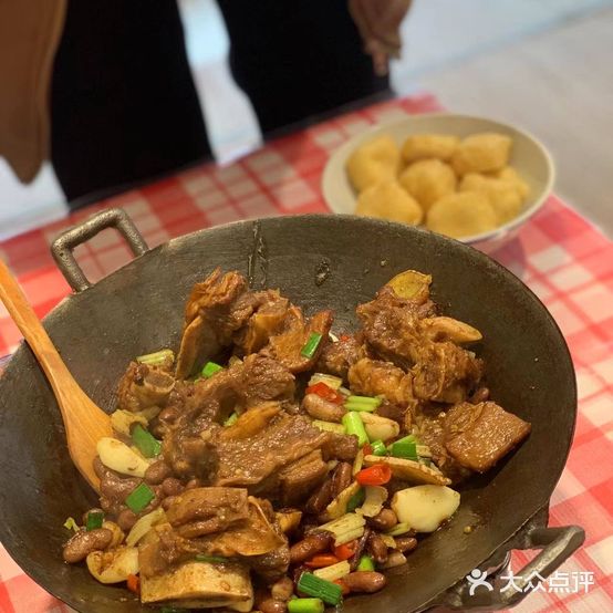 胖锅锅铁锅牛排(荣宝华店)