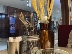 -阿妮叶李(光谷世界城店)