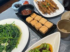 -肥肥虾庄·金牌油焖大虾(东湖欢乐谷店)