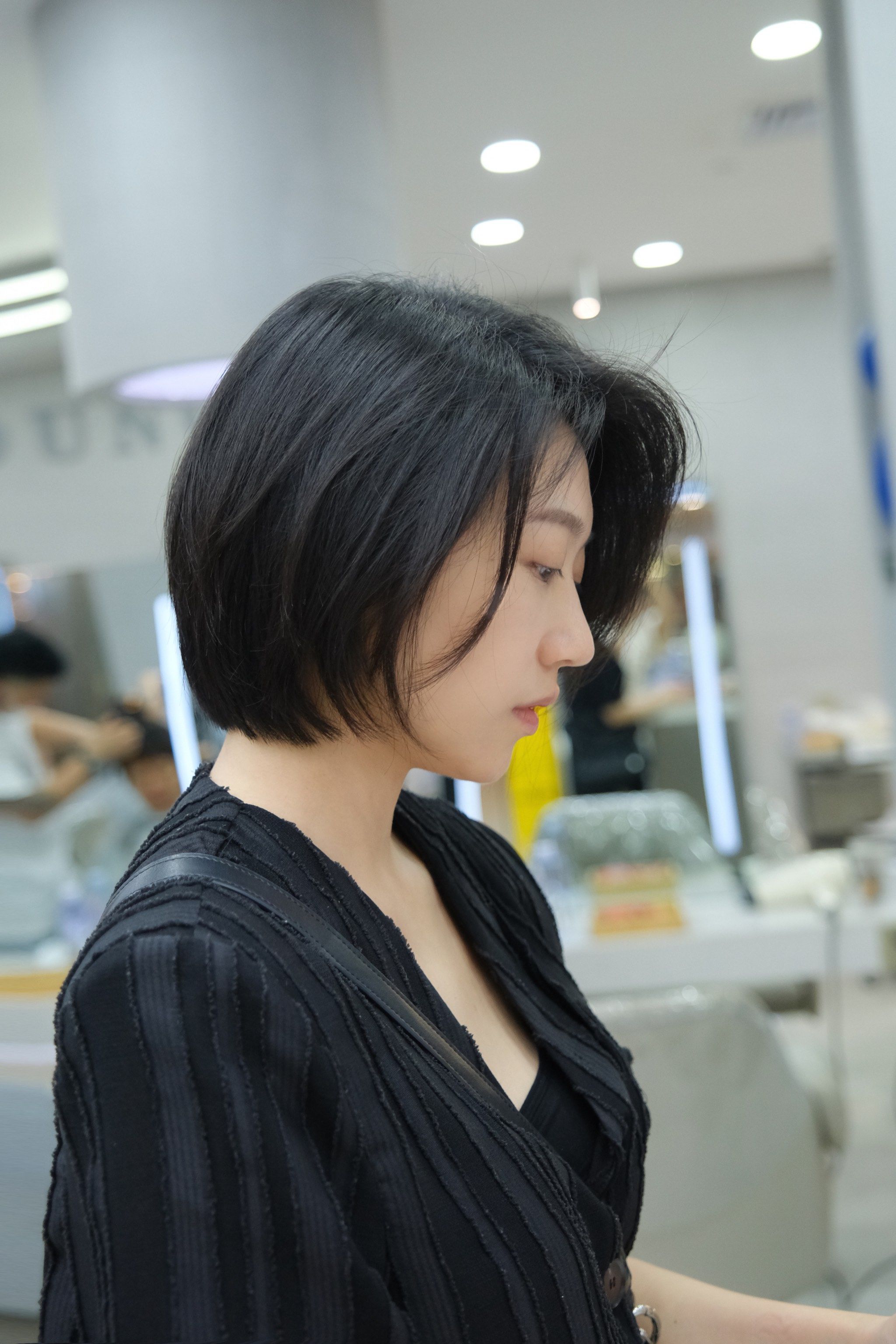 最美侧颜短发