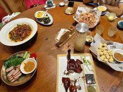-老滇山寨•云南特色菜•地方菜•民族风情歌舞表演(金碧店)