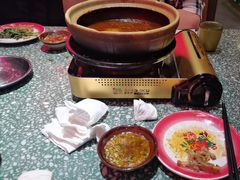 -牛腩之旅·牛腩牛杂煲(经纬汇店)