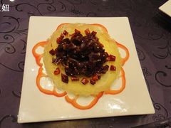 应该是烧腊四喜拼吧-悦隆酒店-中餐厅