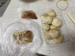 -佬钱湾仔(衣裳街店)