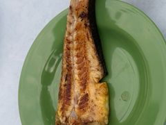 -明记烧鱼美味店