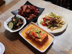 -隔壁老王·家常云南菜(花巷店)