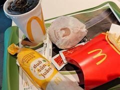 -麦当劳(卫星广场店)