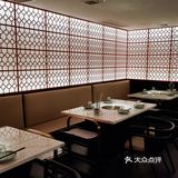 w酒店下沉广场有一家风格高级的火锅店 很适合跟闺蜜