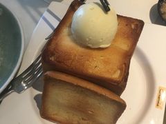 -港丽餐厅(高德置地店)