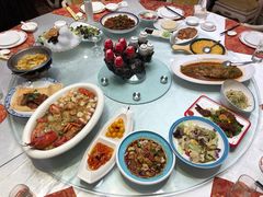-皇宫大酒店