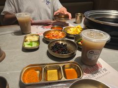 -草家酱蟹炭火烤肉店(珲春南路一店)
