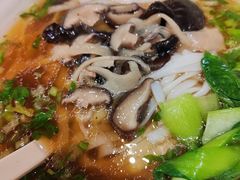 -湘人龙记老长沙米粉(鸟巢店)