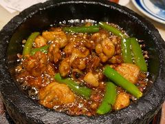 石锅杭椒牛蛙-桂满陇天书(南京德基旗舰店)