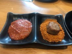 -肉甲韩国木炭烤肉(新壹街1店)