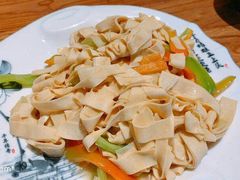 -东来菜馆•手抓海鲜家常菜•海鲜锅贴(鸽子窝店)