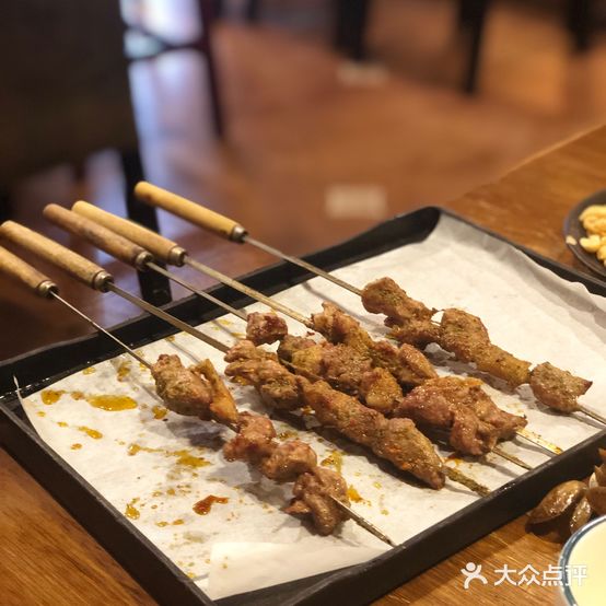 石头的小酒馆·家常菜烧烤宵夜