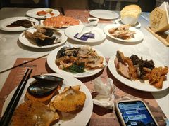 -四海一家自助餐(益田假日广场店)