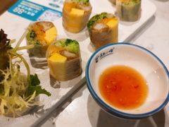 芒果鱼柳米纸卷-美奈小馆·越南料理(中航城君尚购物中心店)