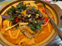 螺丝鸭脚煲-大师傅金奖啤酒鱼(西街口总店)